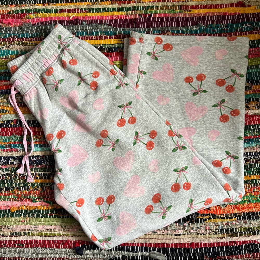 Zoe & Liv Target Cherry Heart Fleece Wide Leg Pants S - Picture 2 of 6